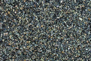 Kamenclub.ru: Щебень крошка зеленый (змеевик) фр. 3-5 мм  купить в Екатеринбурге камень змеевик зеленый, салатовый светло-зеленый мраморная каменная декоративная крошка 9000 руб/т   фото КАМЕНЬ КЛУБ