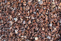 Kamenclub.ru: Мраморная крошка (щебень галтованный розовый) фр.40-70 мм.  купить в Екатеринбурге мрамор розовый, красный галтовка мраморная щебня 15000 руб/т   фото КАМЕНЬ КЛУБ