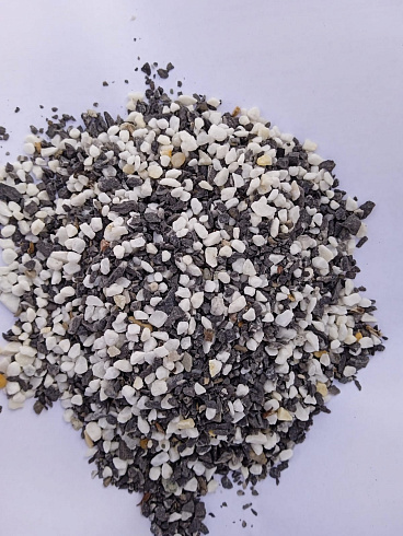 Kamenclub.ru: Мраморная крошка (щебень крошка микс: белый-зеленый-розовый) фр. 5-10 мм  купить в Екатеринбурге мрамор белый, зеленый, розовый, разноцветный, молочный декоративная ландшафтная мраморная крошка 9500 руб/т   фото КАМЕНЬ КЛУБ