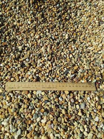Kamenclub.ru: Галька окат (серо-желтая) фр.5-10 мм. купить  в Екатеринбурге галька речная рыжий, желтый, рыжий, серо-желтый речная окатанная галька декоративная 5000 руб/т   фото КАМЕНЬ КЛУБ