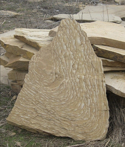 Kamenclub.ru: Форматный камень (плаха) пошаговая дорожка от 70-150 см (4 -12 см)  купить в Екатеринбурге плитняк  форматный плаха желтый песчаник 9 000 руб/т   фото КАМЕНЬ КЛУБ