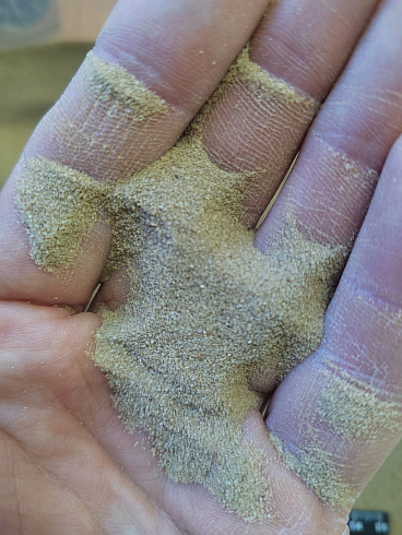 Кварцевый песок для площадок фр. 0,1-0,5 мм.  купить в Екатеринбурге фото Камень Клуб