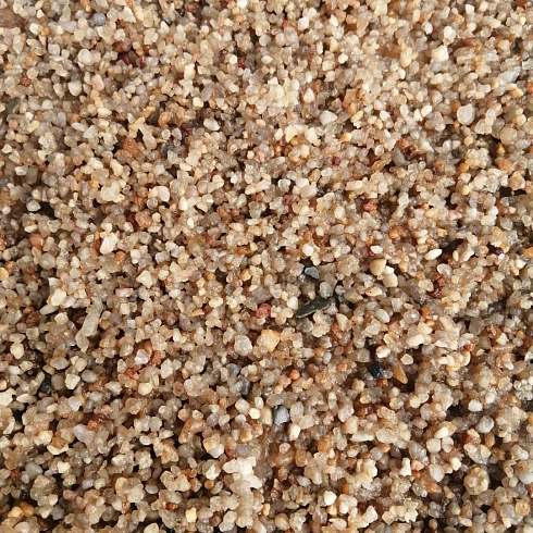 Кварцевый песок сухой фракцинированный фр. 1,6-4 мм.  купить в Екатеринбурге фото Камень Клуб
