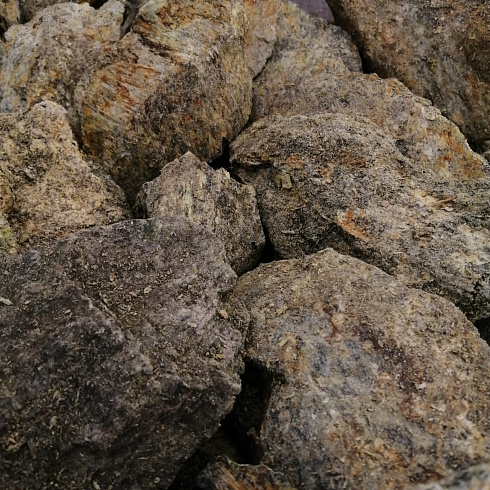 фото Змеевик салатовый  (фр. 70-100 мм)  купить в Екатеринбурге в интернет-портале КАМЕНЬ КЛУБ