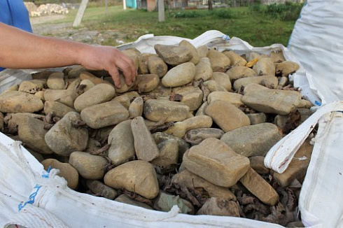 Kamenclub.ru: Песчаник брусчатка  купить в Екатеринбурге    5 500 руб/т   фото КАМЕНЬ КЛУБ