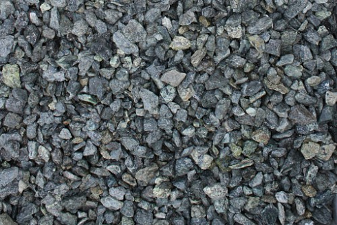 Kamenclub.ru: Щебень крошка зеленый (змеевик) фр. 3-5 мм  купить в Екатеринбурге камень змеевик зеленый, салатовый светло-зеленый мраморная каменная декоративная крошка 9000 руб/т   фото КАМЕНЬ КЛУБ