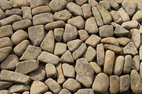 Kamenclub.ru: Песчаник брусчатка  купить в Екатеринбурге    5 500 руб/т   фото КАМЕНЬ КЛУБ