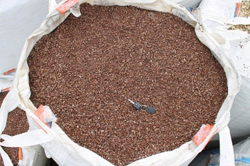 Kamenclub.ru: Мраморная крошка (щебень крошка розовый) фр. 5-10 мм.  купить в Екатеринбурге мрамор розовый, красный щебень колотый ландшафтный декоративный  11000 руб/т   фото КАМЕНЬ КЛУБ