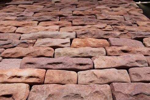 Kamenclub.ru: Песчаник плитка art PSK-5-02  купить в Екатеринбурге    2 000 руб/кв.м   фото КАМЕНЬ КЛУБ